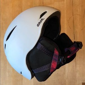 Women’s Anon Snowboarding Helmet